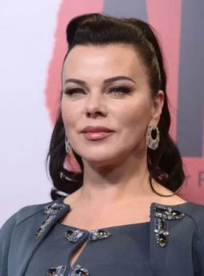 Debi Mazar