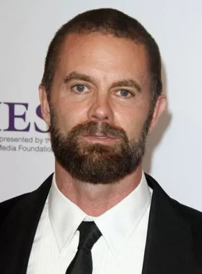 Garret Dillahunt